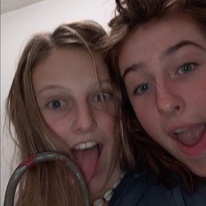 Meet your Posher, Marissa